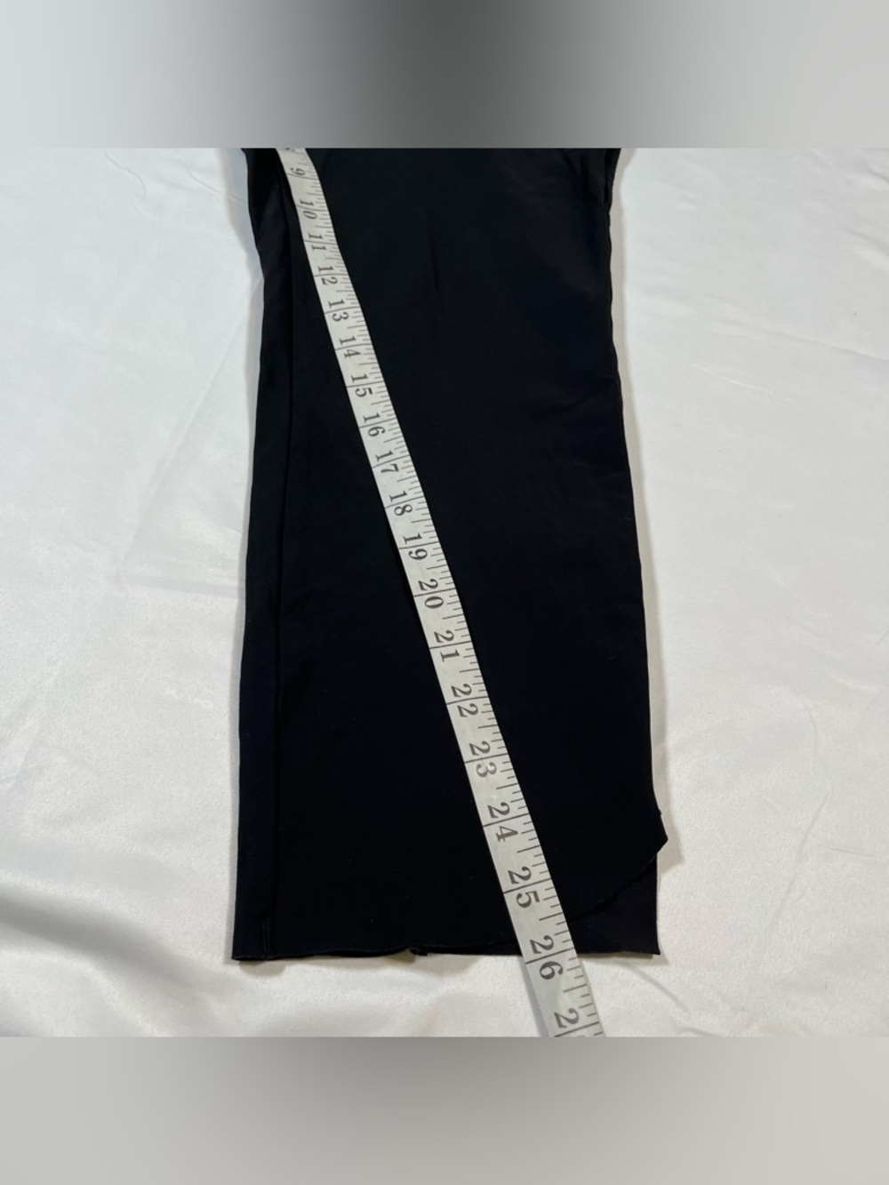 Athleta steller Cropped Slim Pants Raw Hem Black Front Zipper Stretch XL - Picture 8 of 8